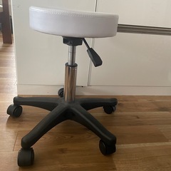 ワークチェアキャスター付きの画像