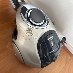 SHARP 掃除機の画像