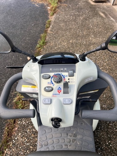 スズキセニアカー電動車椅子