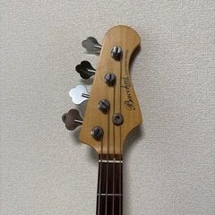 Bacchus / バッカス　ベース（4弦ビビります）の画像