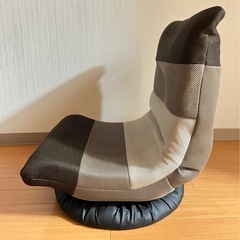 ニトリ コンパクト回転座椅子の画像