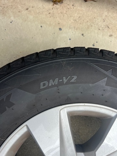 ランクルプラド150系ホイール、タイヤ４本