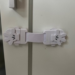 食器棚の画像