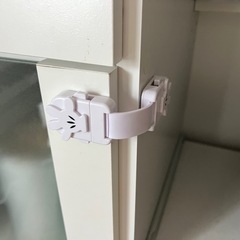 食器棚の画像