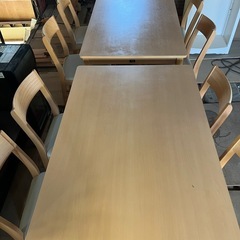 ニトリダイニングテーブル2セットの画像