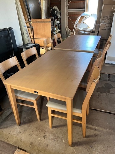 ニトリダイニングテーブル2セット