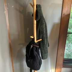 【お話し中】木製コート掛けの画像