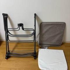 ベビーベッドの画像