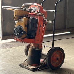 明和　メイワランマー 転圧機 プレート 台車付きの画像
