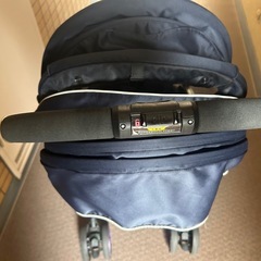 コンビ ベビーカー エアウィーヴ ネムリエ オートフォーキャス  の画像