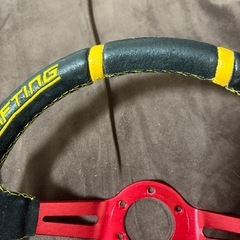 MOMO ステアリング　ドリフトの画像