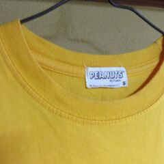 チャーリー・ブラウン Tシャツ　　イエロー　　Sの画像