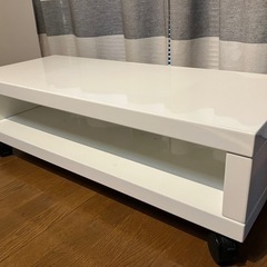 テレビボードの画像