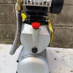 ナカトミ製 エアーコンプレッサー ACP-10NCの画像