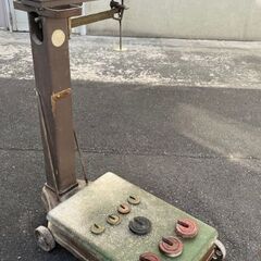 昭和レトロな台秤の画像
