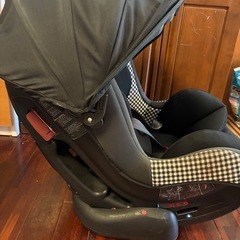 【決まりました】チャイルドシート　joie の画像