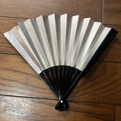 扇子　寿恵廣
の画像