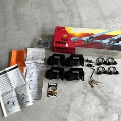 THULEアルミルーフキャリアの画像