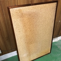 コルクボード 長期保管品 サイズ約60 x 90cm フレーム付きの画像