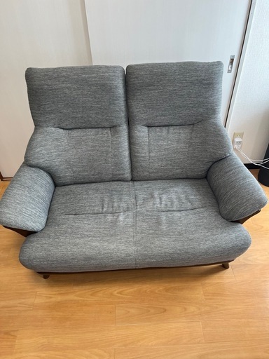 ニトリ 2人掛け布張ソファ コウテイ3