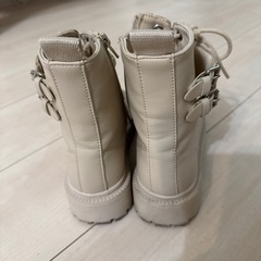 ZARA ザラ　レースアップブーツ　白　19.5cmの画像