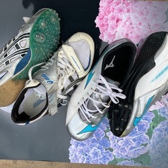 ミズノ　アシックス　スパイク　陸上の画像