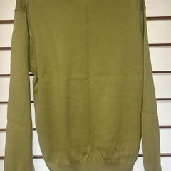 ユニクロ　薄手セーター　サイズ：Lの画像