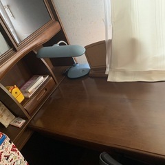 ベット１つ　タンス　学習机　無料の画像