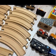 木製電車　レールセットの画像