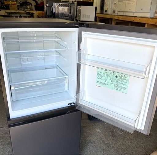 札幌市内配送可 【6ヵ月保証付き】美品 24年製 AQUA アクア 169L 2ドア冷蔵庫 AQR-17P 右開き