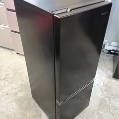 札幌市内配送可 【6ヵ月保証付き】美品 23年製 Hisense ハイセンス 162L 2ドア冷蔵庫 HR-D16FB 右開き の画像