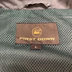 FIRST DOWN メッシュ切替 マルチポケットベスト Lサイズ メンズの画像