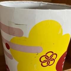 ⭕️ゴミ箱にしていたお菓子の空箱★10月末で処分します‼️の画像