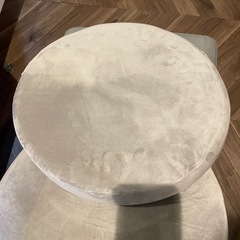 12/21から23グレーもふもふ座布団　　4つセットクッションの画像