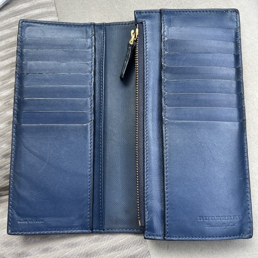 ［決まりました］BURBERRY長財布
