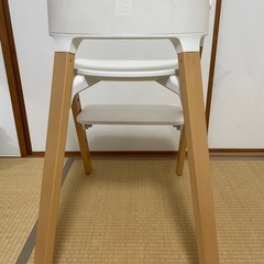 ストッケ・子供イス・ホワイト・汚れあり
の画像