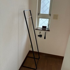 ハンガーラックの画像