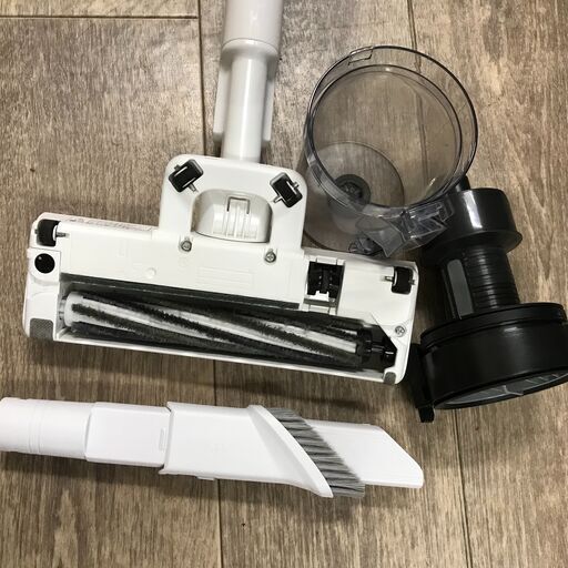 Panasonic パナソニック コードレス掃除機 MC-SB33J 充電式 2024年製 動作品 25j菊ST