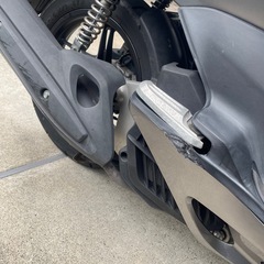 距離浅！5000キロ！後期！PCX125！ホンダ純正ボックス！レア色！ 自賠責付！（Ｒ12.7月）の画像