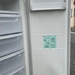 【RKGRE-583】特価！三菱/1ドア/前開き冷凍庫/121L/MF-U12T-W/中古品/2012年製/店頭引取推奨商品/弊社近隣配達も可の画像