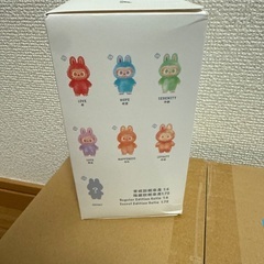 ラブブの画像