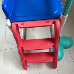滑り台の画像