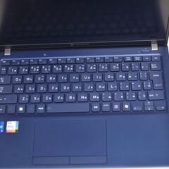 中古軽量ノートパソコン 東芝 P2-X8YB-BL Windows11+office 爆速SSD512GB 第13世代core i7/メモリ16GB/13.3インチ/webカメラ/無線内蔵の画像
