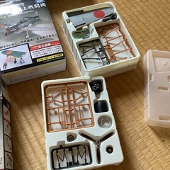 戦闘機プラモデルの画像