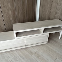 テレビ台の画像