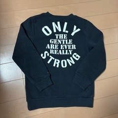 カモフラポケット付きトレーナーの画像