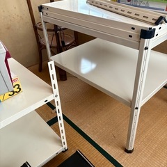鉄ラックの画像