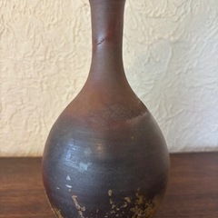 備前焼の花器の画像