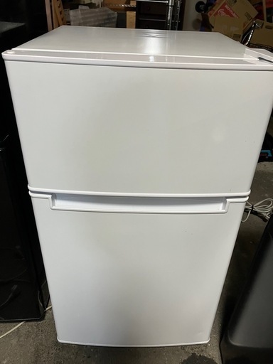 O 2510-371 Haier　ノンフロン冷凍冷蔵庫 BR-85A 2023年製 全定格内容積 85L 動作確認済み キズ 汚れあり