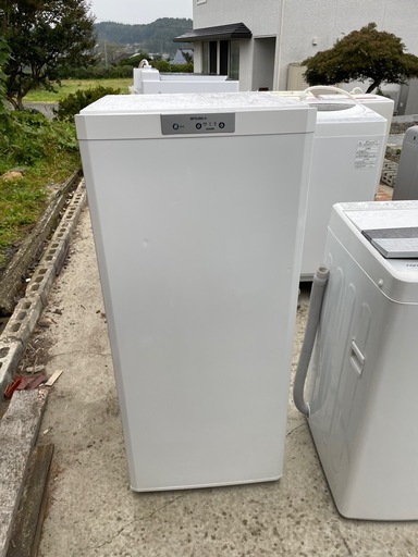三菱　ノンフロン冷蔵庫　MF-U12N-W1形